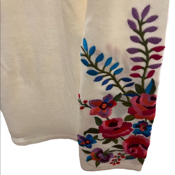 LINEA By LOUIS DELL’ OLIO COWL NECK, LIGHTWEIGHT FLORAL EMBROIDERED SWEATER - Picture 10 of 13